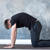 Cat-cow stretch (Marjaryasana - Bitilasana)