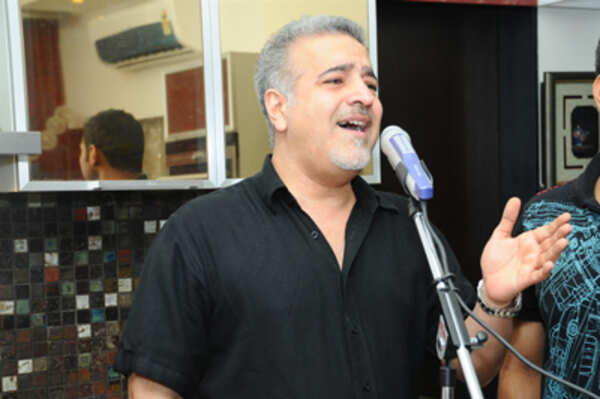 Ravi Behl Images