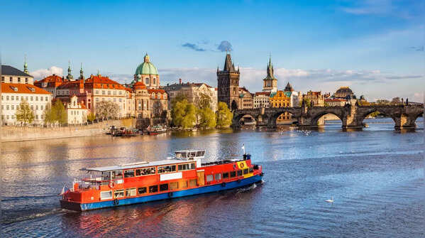 Predicting Love with Shoes in the Czech Republic
