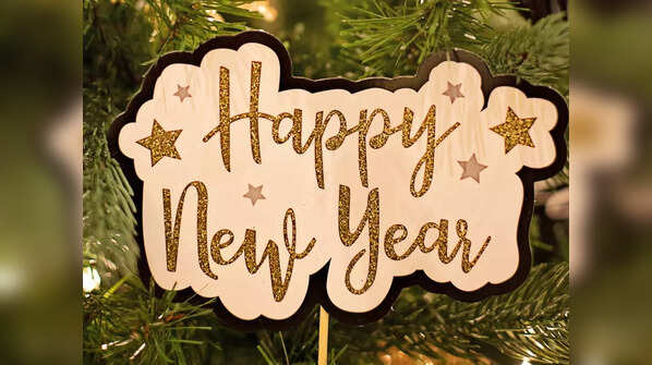 Italian: Felice anno nuovo (or Buon anno)