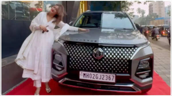 Urvashi Dholakia