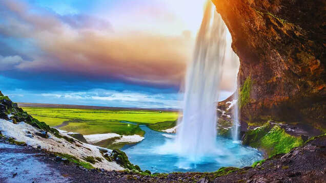 The earth’s largest hidden underwater waterfall: A 11,500-ft giant under the Arctic The earth’s largest hidden underwater waterfall: A 11,500-ft giant under the Arctic
