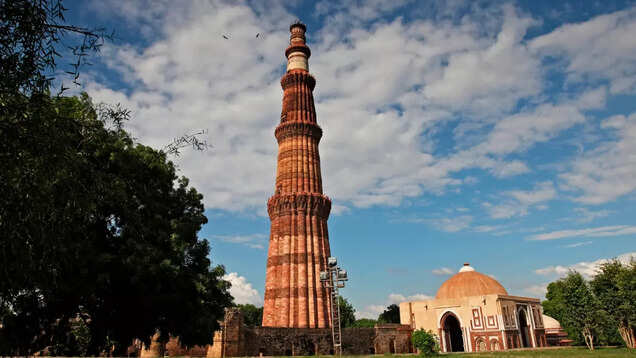 10 heritage places to visit in Delhi 10 heritage places to visit in Delhi