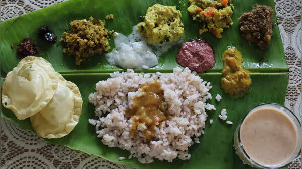 Ishu Sadya's Grand Spread (Kerala)