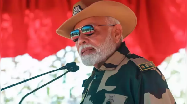 PM Modi celebrates Diwali with troops in Gujarat's Kachch