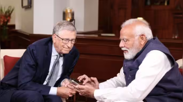 PM Modi, Bill Gates discuss AI and climate change