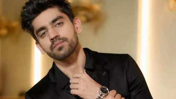 Avinash Mishra Stills