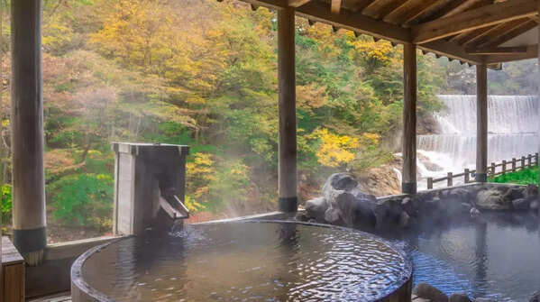 Furo: the calming ritual of a hot bath