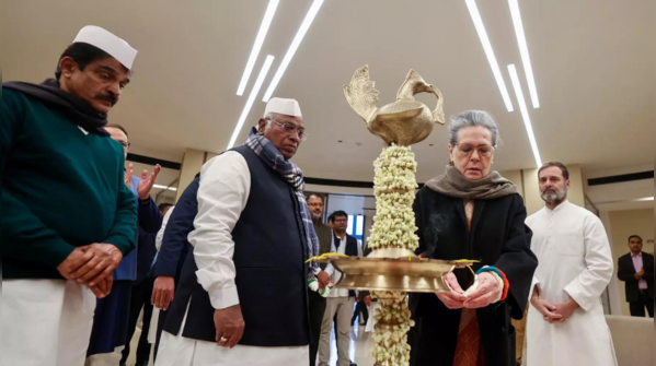 Congress inaugurates new headquarters