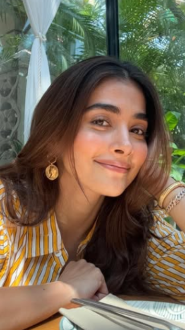 Pooja Hegde Pictures