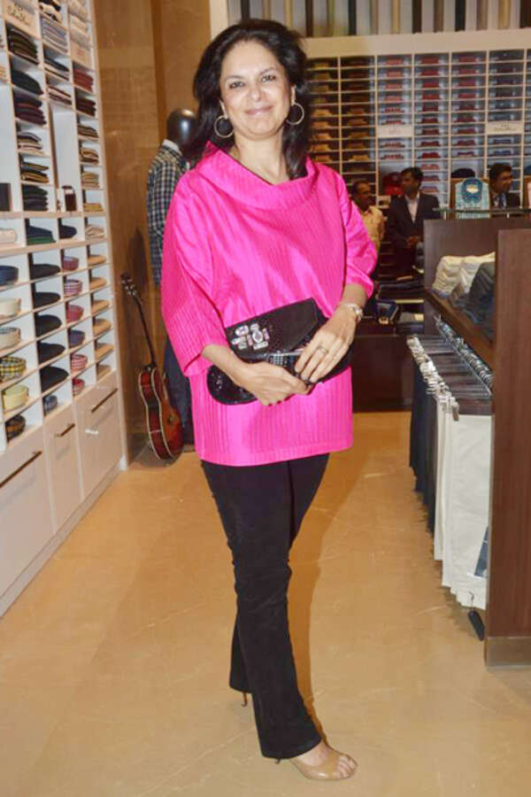 Malini Agarwal Wallpapers