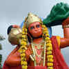 Recite Hanuman chalisa 