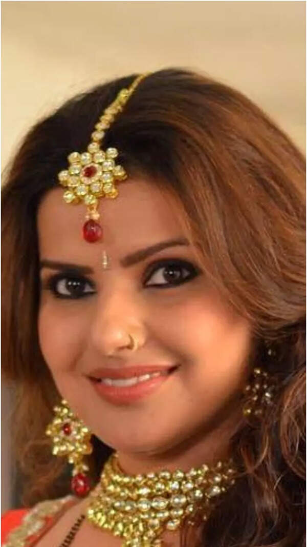 Madhu Sharma Images