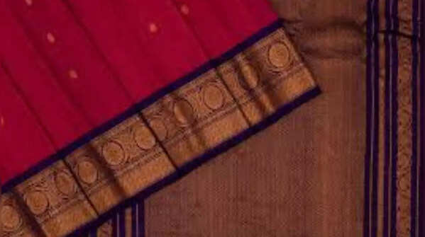 5 must-have Indian fabrics