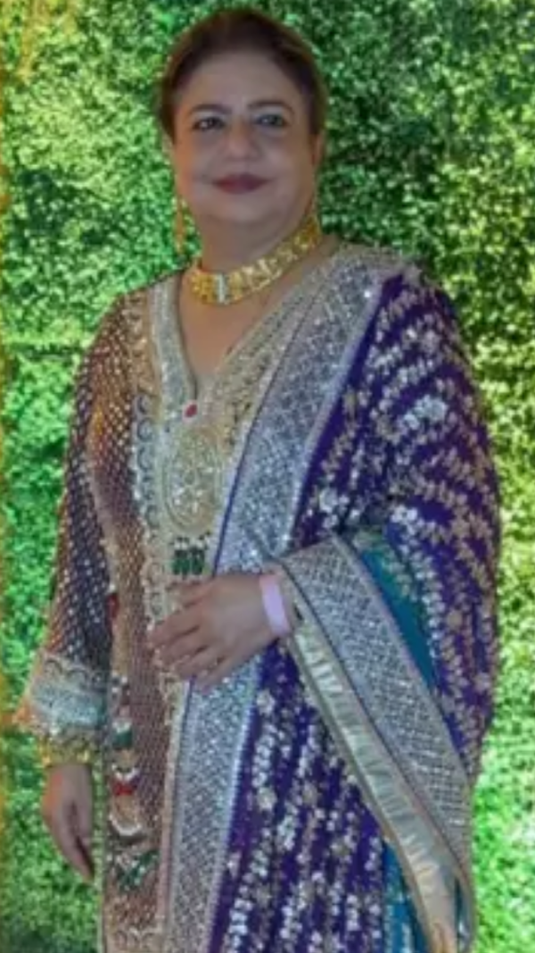 Madhu Chopra Images