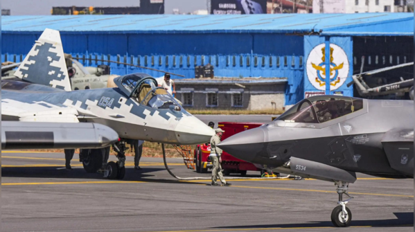 F-35 and SU-57 showcase