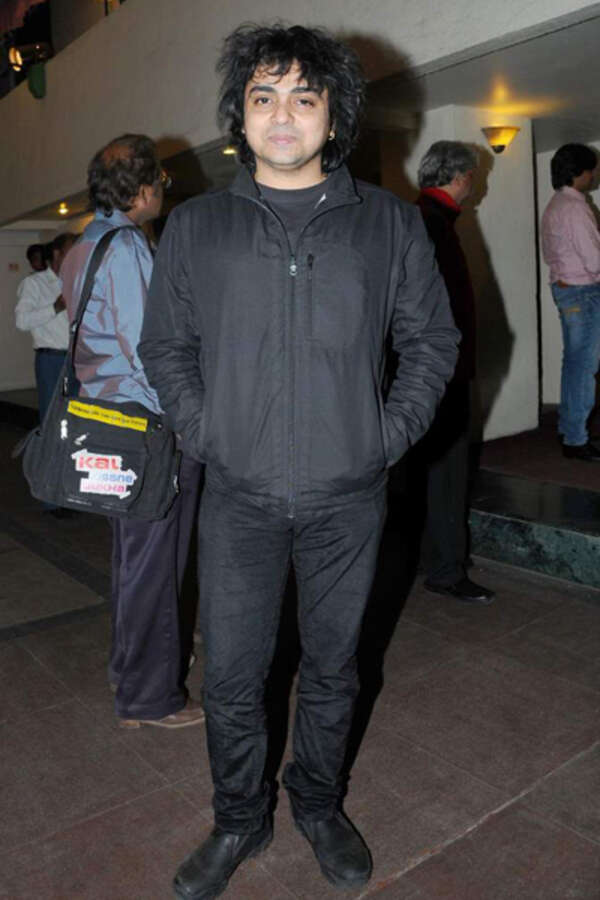 Niladri Kumar Photos