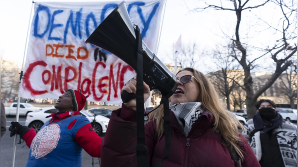 Unions and workers challenge the layoffs