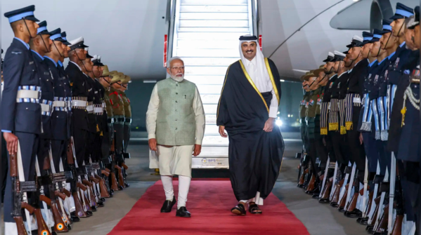 High-level delegation accompanies the Amir