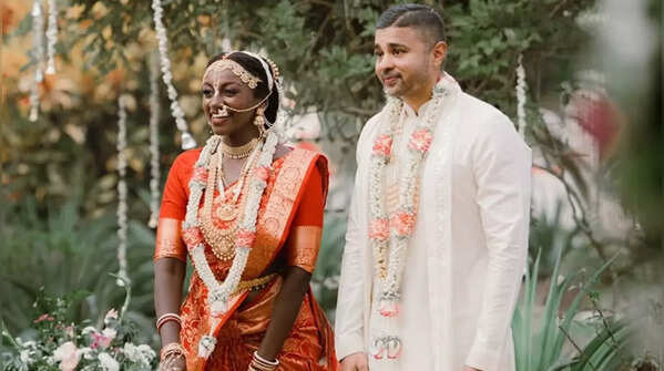The groom’s regal simplicity