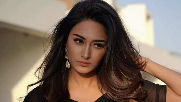 Erica Fernandes