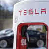 Article image for: Tesla Autopilot AI engineer Dhaval Shroff's Angry post for <i class="tbold">tim walz</i> on his 'Tesla joke' gets CEO Elon Musk's reply
