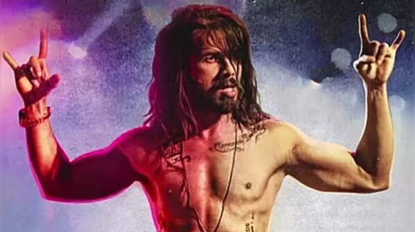 Udta Punjab (2016)
