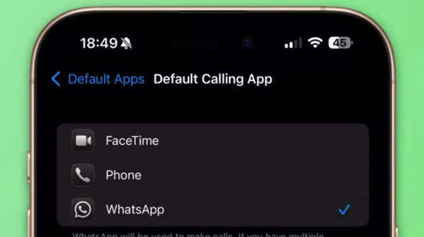 WhatsApp can now be the default App for iPhone users