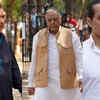 Manoj Kumar's funeral: Raza Murad, Subhash Chandra, and Sudhanshu Pandey arrive to pay respects