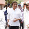 Raj Babbar, Subhash Ghai, and Ranjeet arrive to attend the last rites of Manoj Kumar