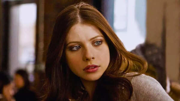 Michelle Trachtenberg Photos