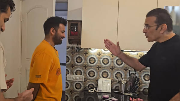 Aaryamann leaves the pan on high flame