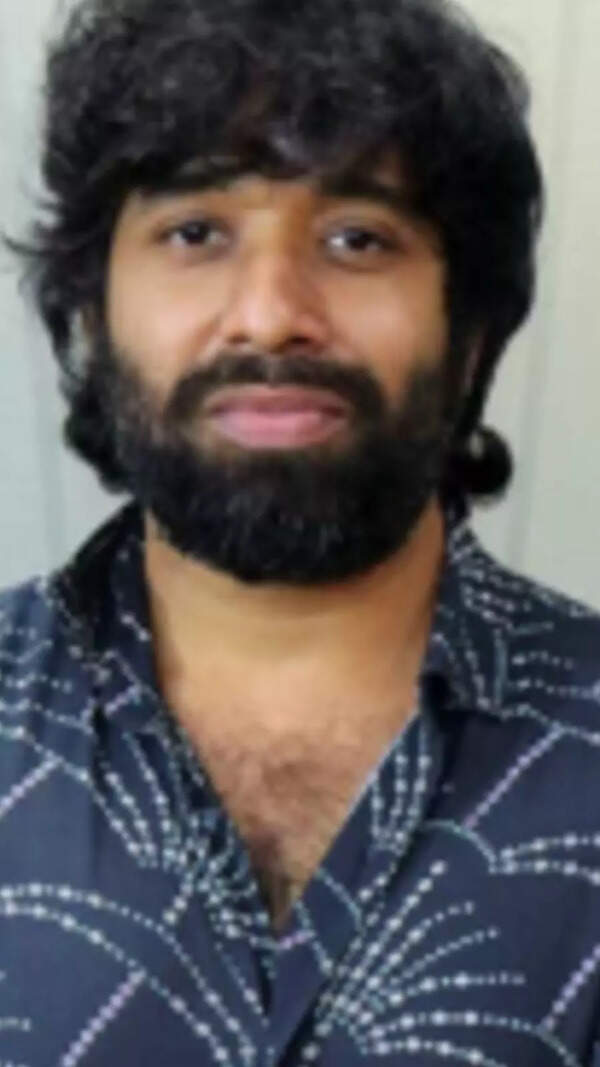 Adhik Ravichandran Photos