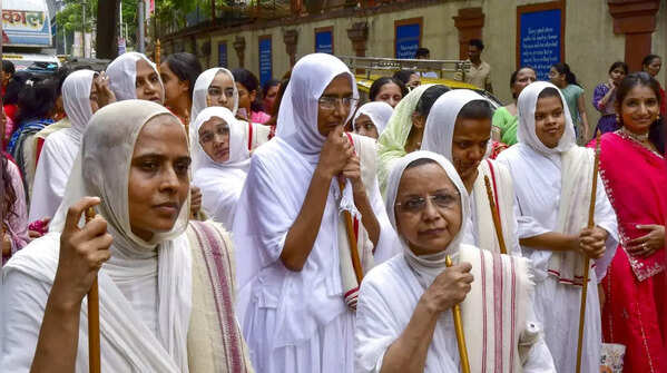 Jain women join Mumbai walk