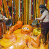 Balveer Giri performs Hanuman Abhishekam