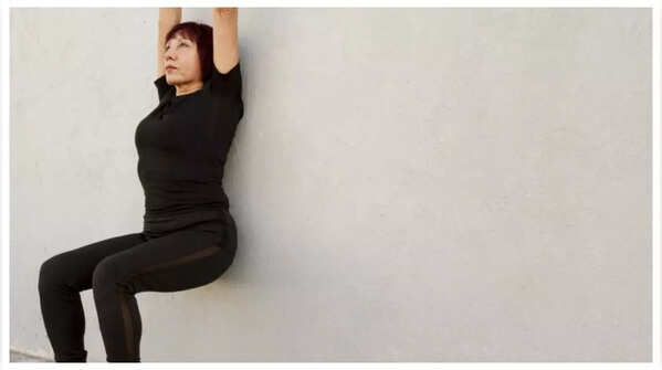 Wall angels