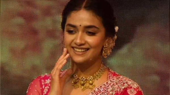 Keerthy Suresh – South Indian Grace and Authenticity
