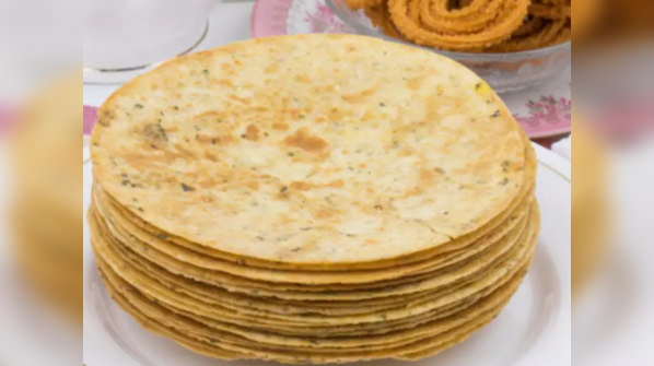 Khakra or multigrain biscuits