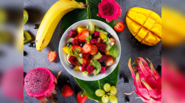 Kiwi and dragon fruit bowl