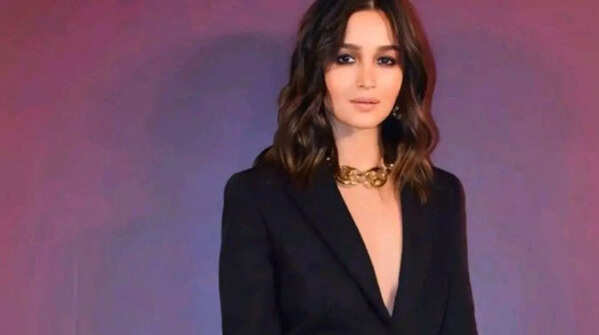 Alia Bhatt – The Whimsical Dreamer from ToonTown