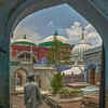 <i class="tbold">Nizamuddin</i>, Delhi