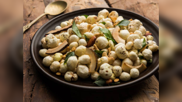 Roasted makhana trail mix