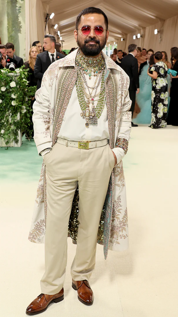 Sabyasachi Mukherjee Images
