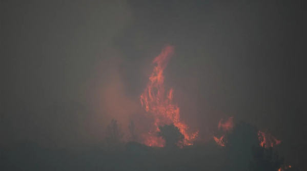 Flames consume Jerusalem hills