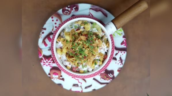 Dahi chaat bowls