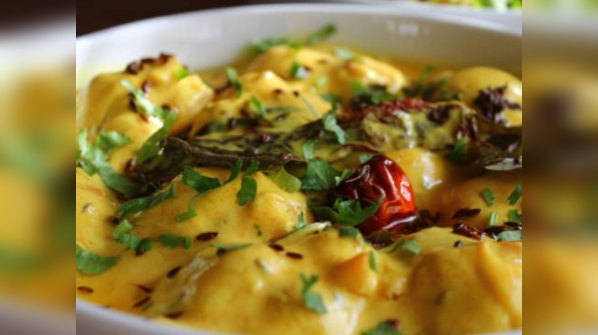 Curd-based curry