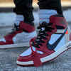 Off-White x Air Jordan 1 “Chicago”
