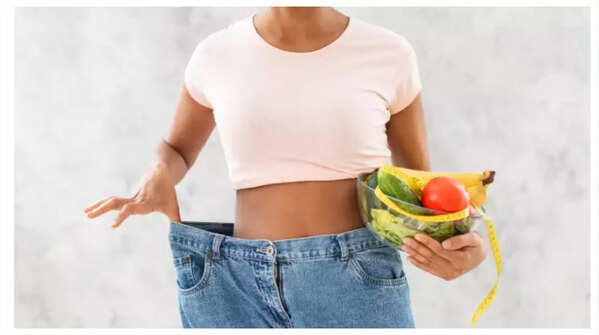 Trying to lose weight, but craving for a midnight snack? Here are 5 healthy options