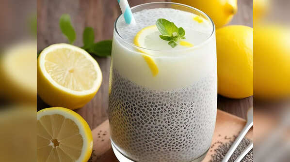 Lemon chia drink