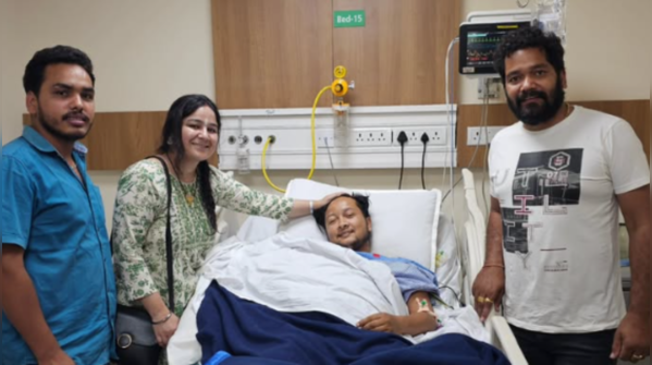Pawandeep's friend shares his picture out of ICU